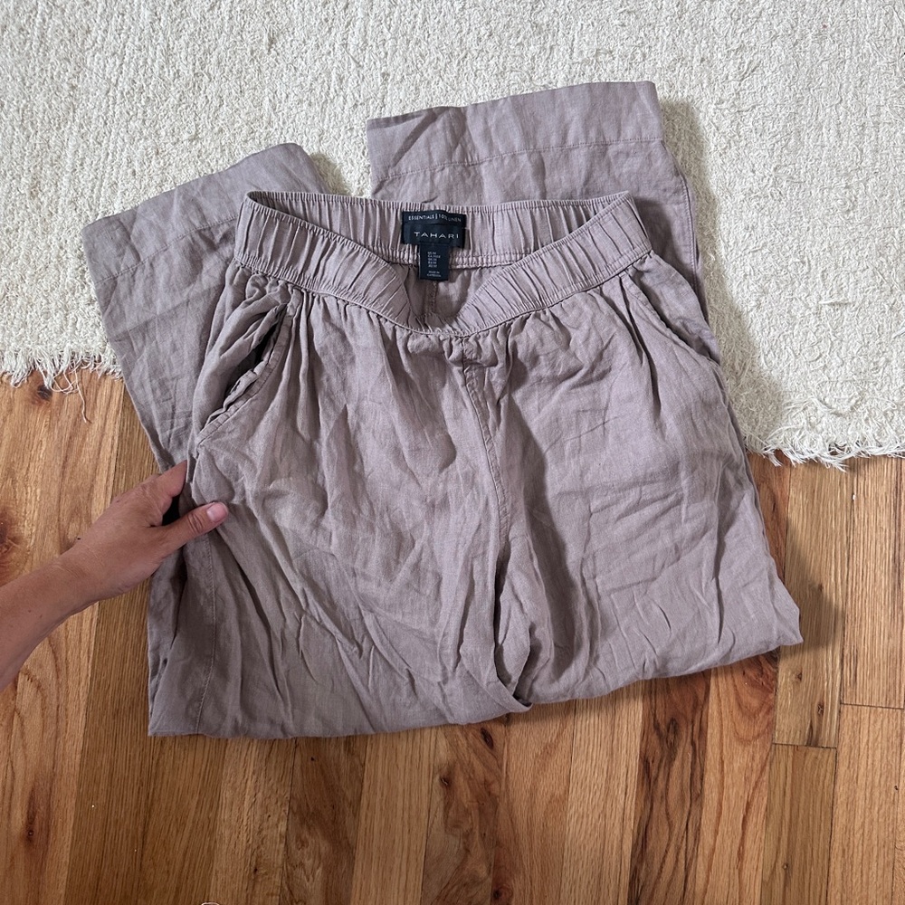Tahari Women's Linen Cropped Pants - Taupe